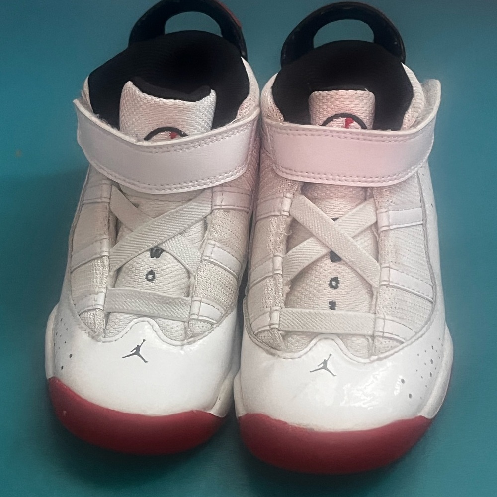 Jordan Kids Sneakers in White and Red